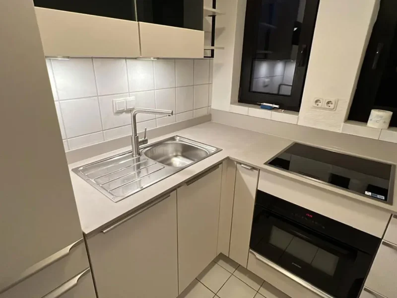 Küchenrückbau mit fachgerechter Anschluss-Umlegung